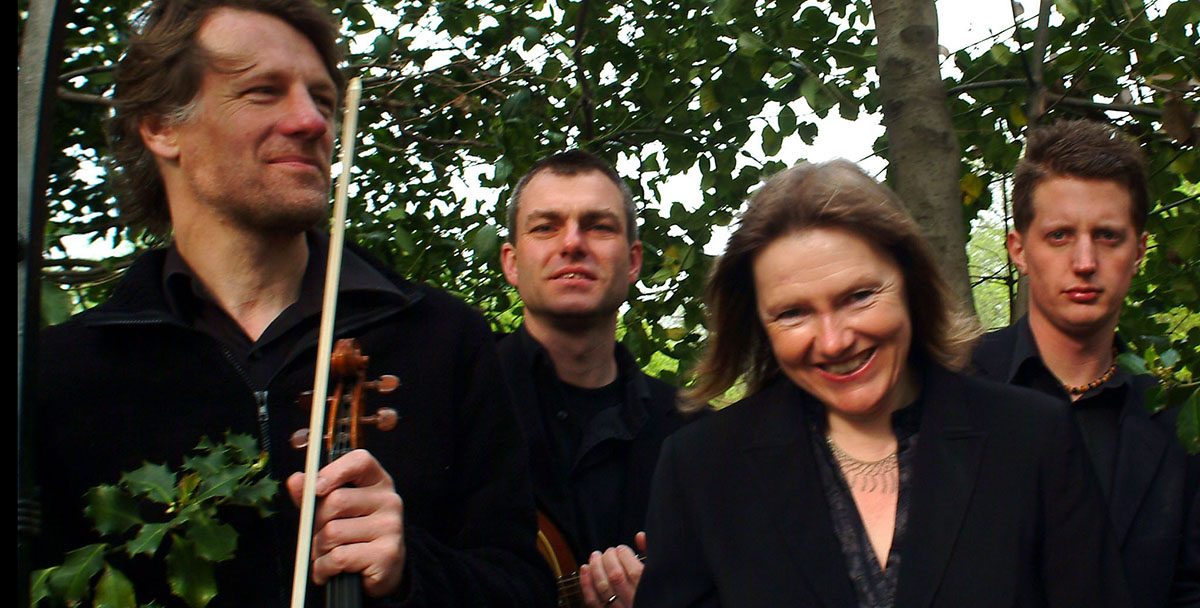 Ceilidh Band Sussex Thingumajig Irish Ceili Barn Dance Band